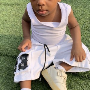 Asher Douglas -contestant