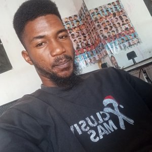 Genevieve -contestant