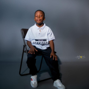 Giwezi Donald -contestant