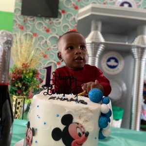 Kharis Wisdom-contestant