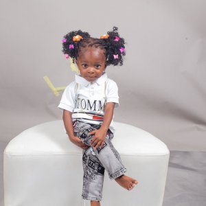 Lifted Sunday -contestant