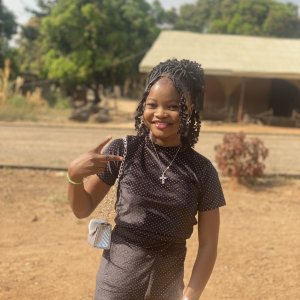 Precious Francais -contestant