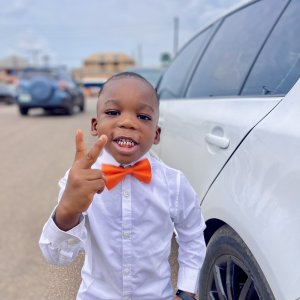 Trophy Ezeonodo-contestant