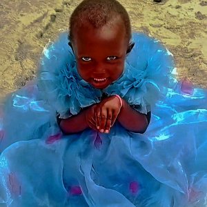 Coral Raymond -contestant