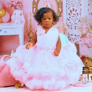 Queenlois Golden -contestant